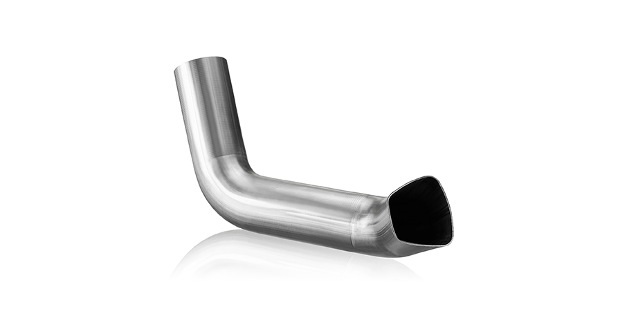 Gebogenes Metallrohr mit ovalem Endstück für Automotive- und Abgassysteme.